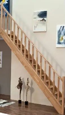 TRAPPRÄCKE PRIMA BOK TRÄ 1SIDA Säker betalning