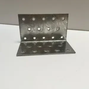 Handla nu VINKELBESLAG 2.5X60X60X100 MM HECO