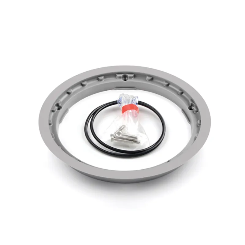 Klämring I Grå Plast Med Skruvad, Jafo Köp nu