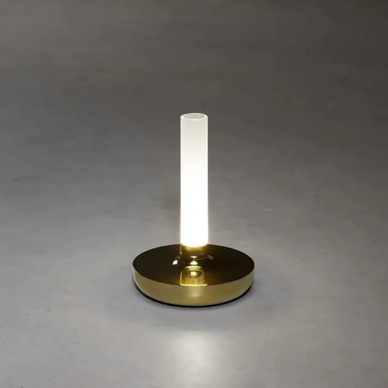 Populärt val Biarritz Bordslampa USB 3,7V IP54 Guld Konstsmide